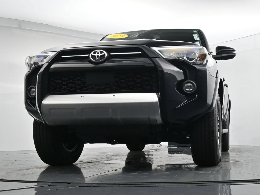 Used 2023 Toyota 4Runner TRD Off-Road Premium AWD/4WD image 38