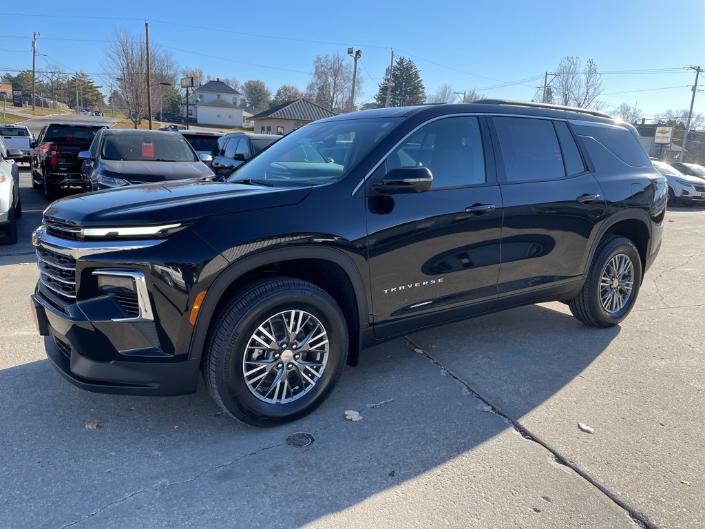 New 2026 Chevrolet Traverse LT