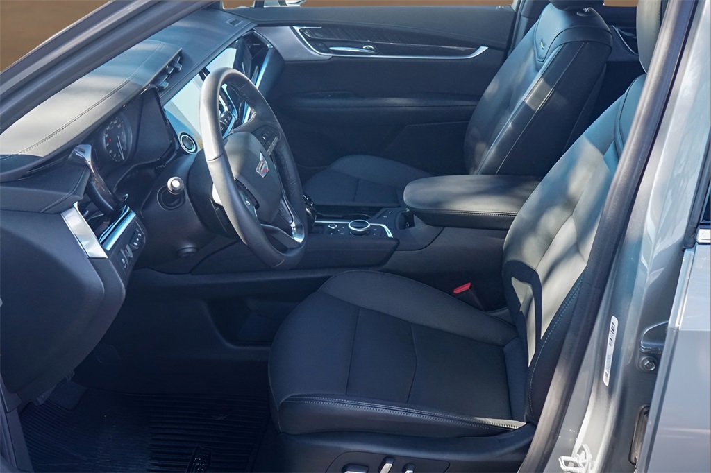 New 2025 Cadillac XT6 Premium Luxury w/ Technology Package image 9