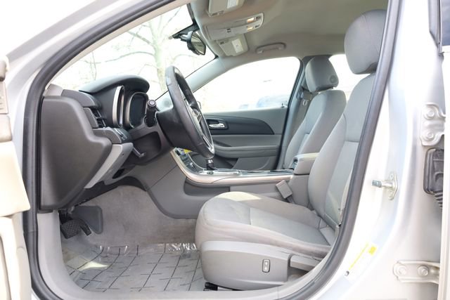 Used 2013 Chevrolet Malibu LS image 11