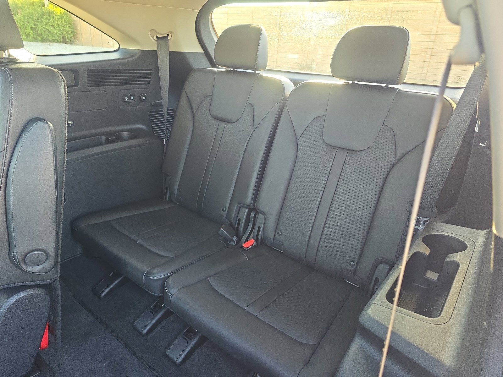 Used 2022 Kia Sorento EX w/ Panoramic Sunroof Package image 20