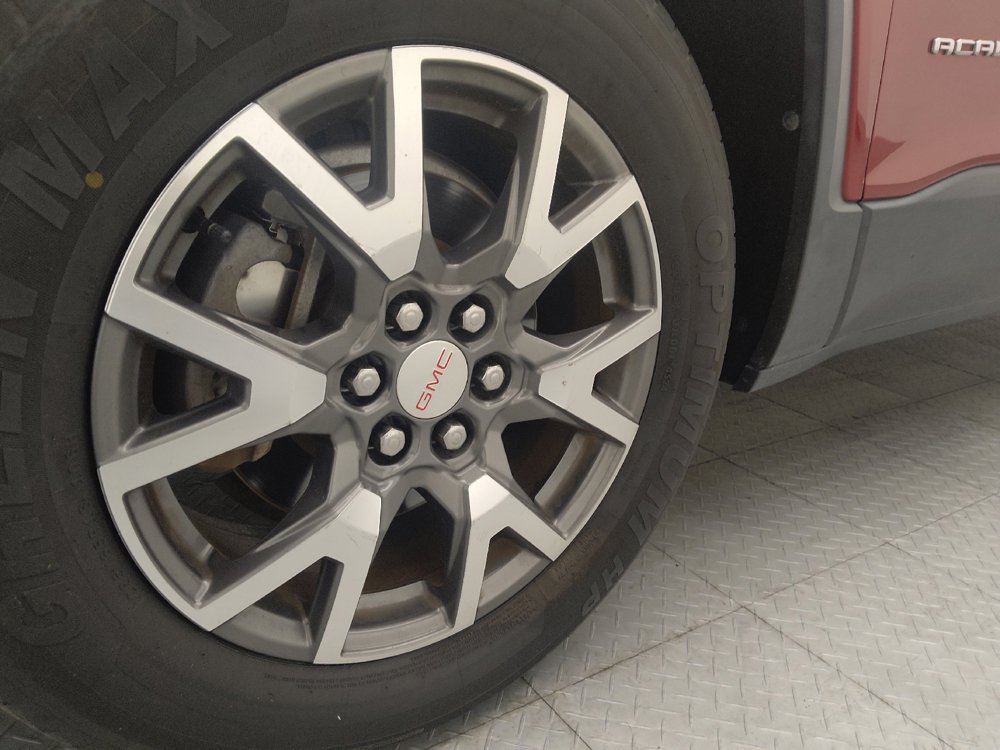 Used 2020 GMC Acadia SLE w/ Driver Convenience Package FWD image 31
