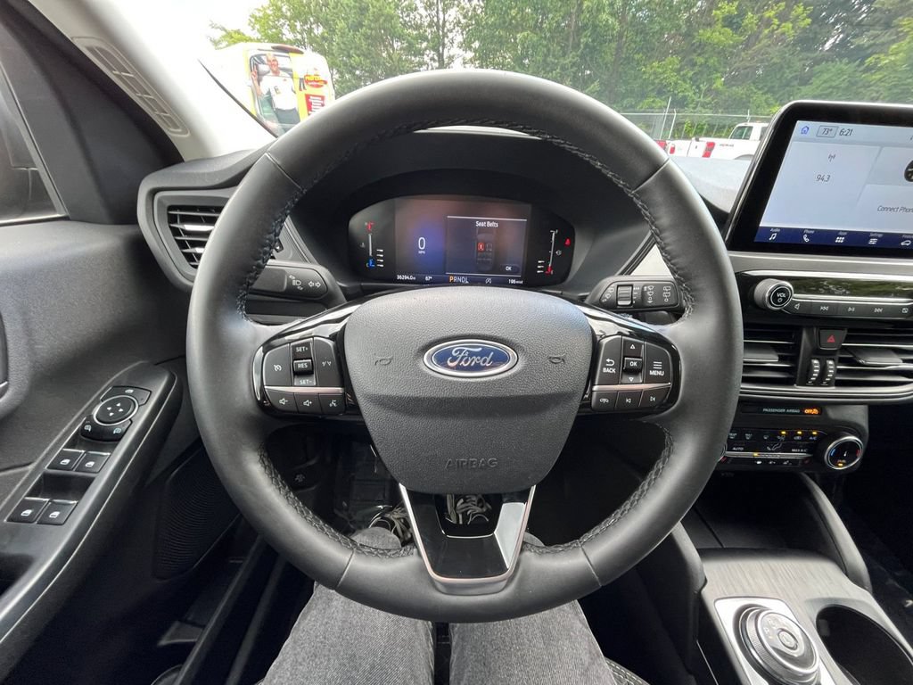 Used 2023 Ford Escape Active AWD/4WD image 11