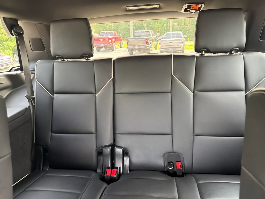 Certified 2023 Cadillac Escalade Premium Luxury w/ Performance Package AWD/4WD image 14
