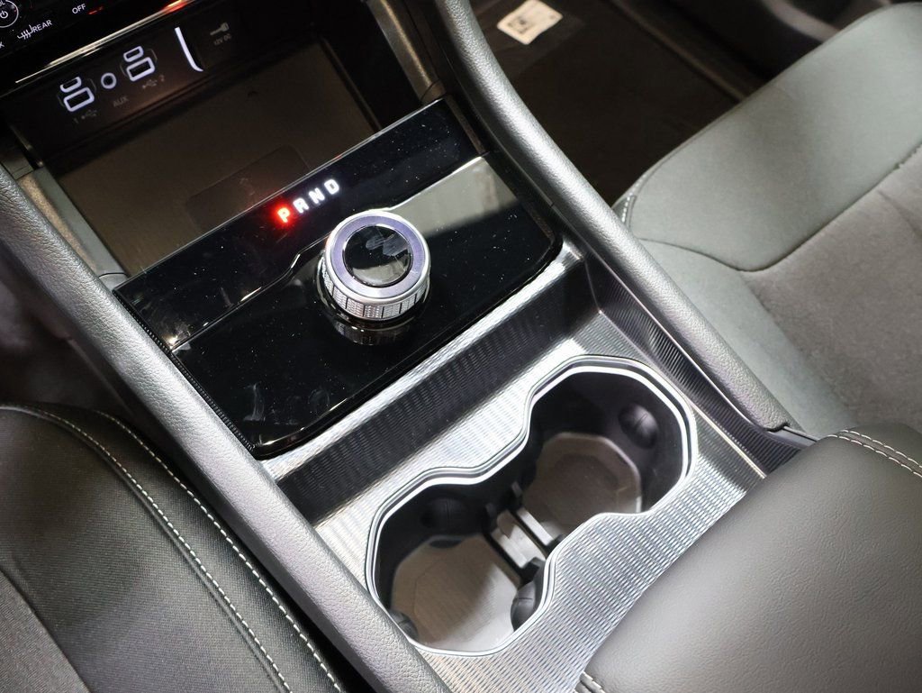 New 2025 Jeep Grand Cherokee Laredo X image 25