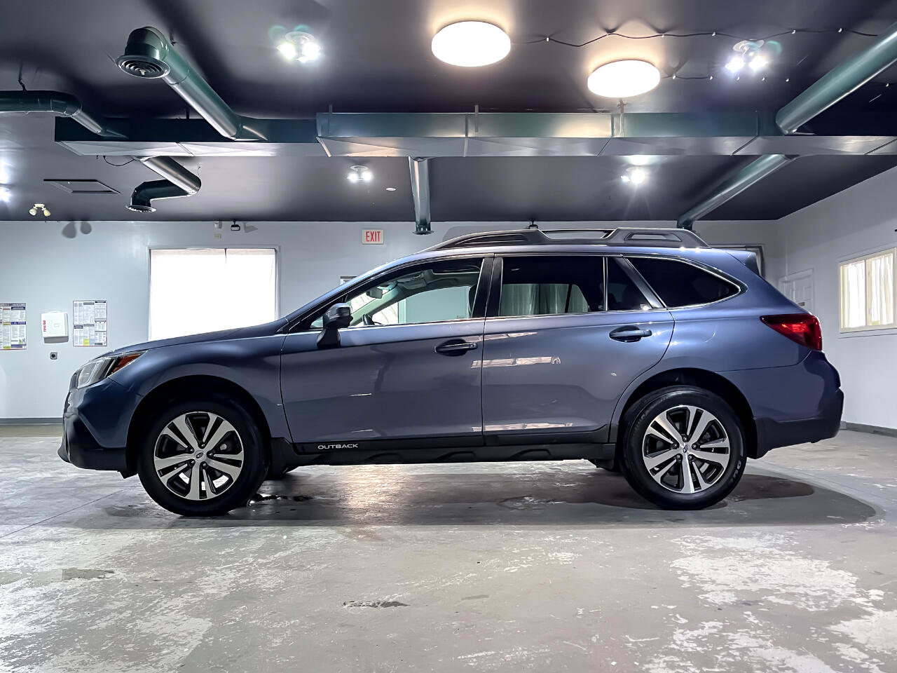 Used 2018 Subaru Outback 2.5i Limited image 5