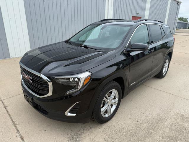 Used 2019 GMC Terrain SLE w/ Driver Convenience Package AWD/4WD image 2