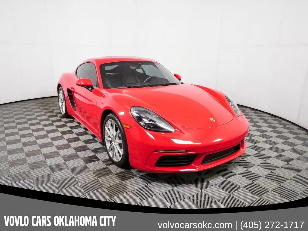 Used 2018 Porsche 718 Cayman RWD image 8