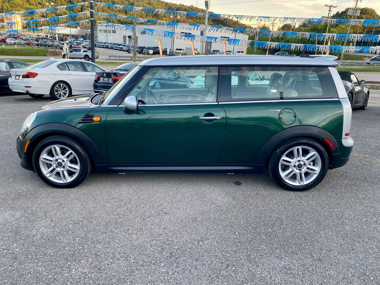Used 2012 MINI Cooper Clubman FWD image 4