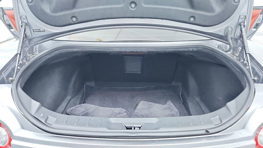Used 2015 Nissan GT-R Premium image 13