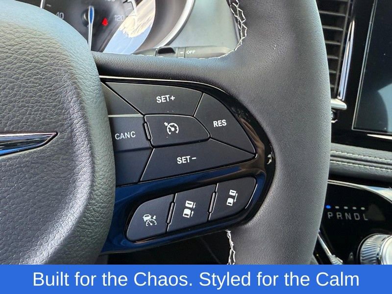 New 2026 Chrysler Pacifica Limited w/ S Appearance Package image 15