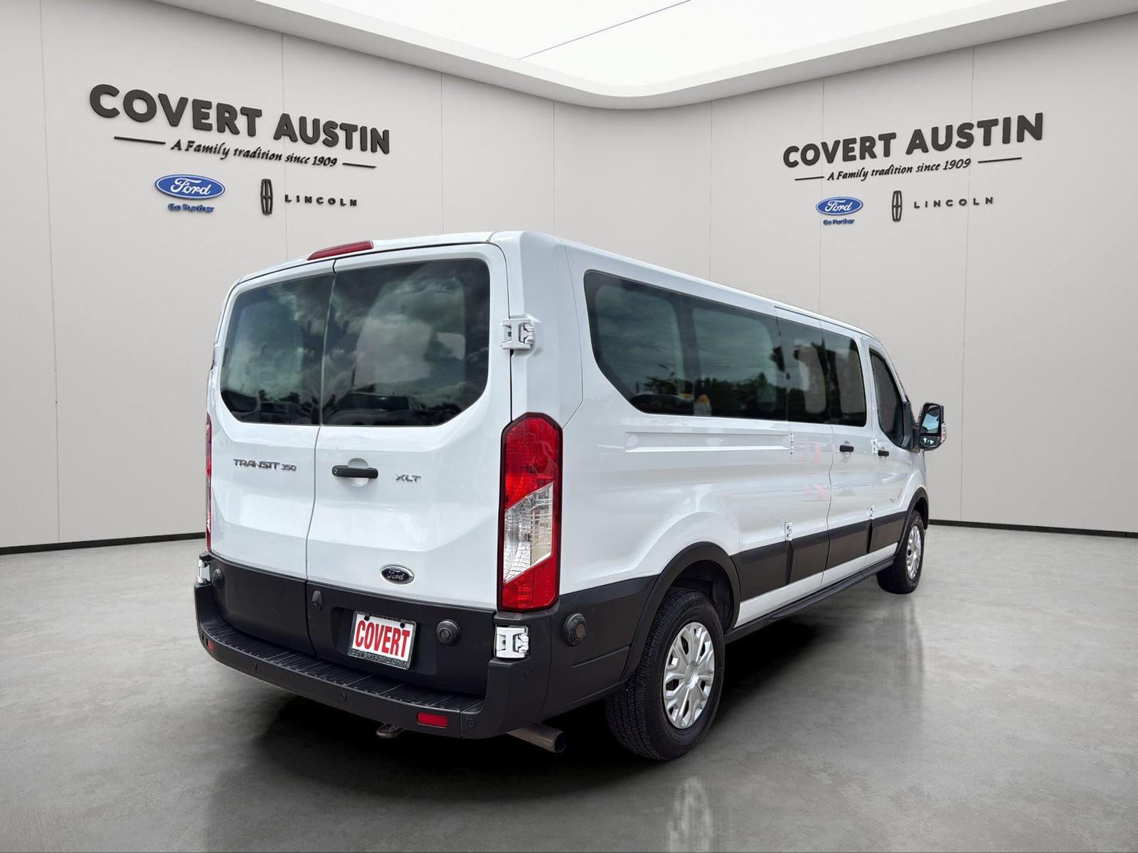 Used 2020 Ford Transit 350 XLT RWD image 5