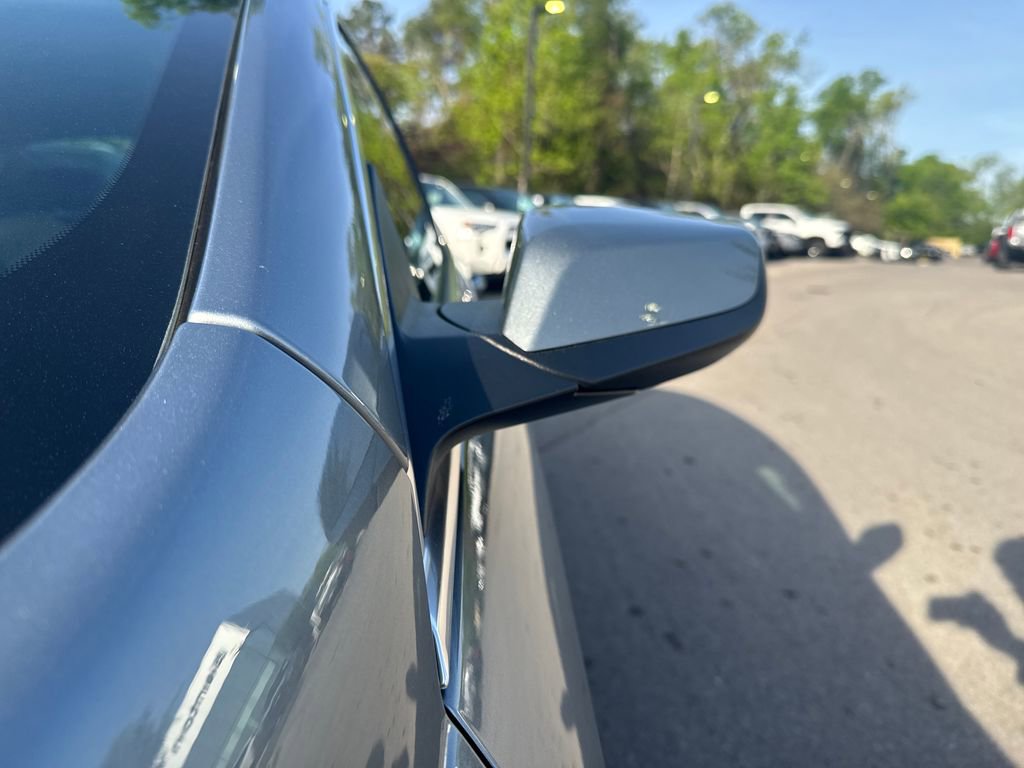 Used 2024 Chevrolet Malibu RS FWD image 33
