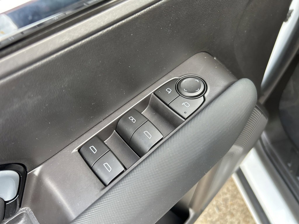 Used 2023 Chevrolet Colorado Z71 w/ Z71 Convenience Package 2 image 15