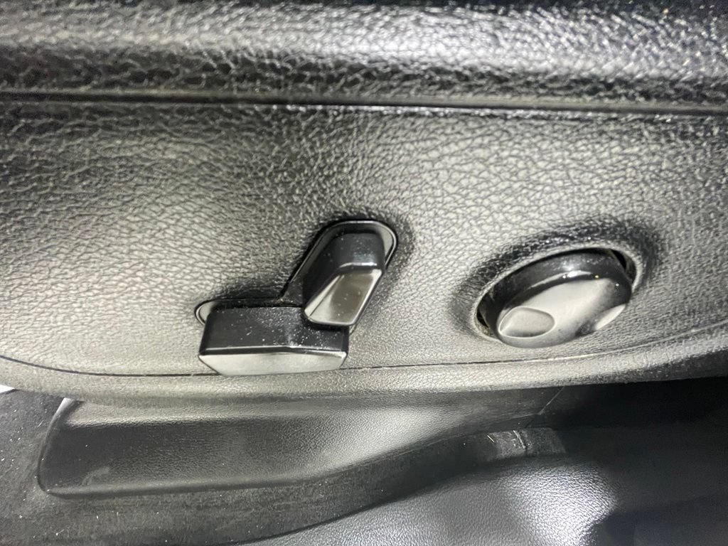 Used 2022 RAM 1500 Big Horn AWD/4WD image 14