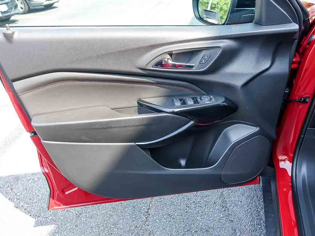 New 2026 Chevrolet Trax RS w/ Driver Confidence Package FWD image 11