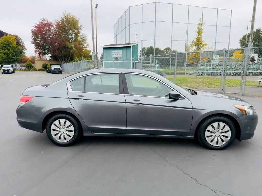 Used 2010 Honda Accord LX image 6