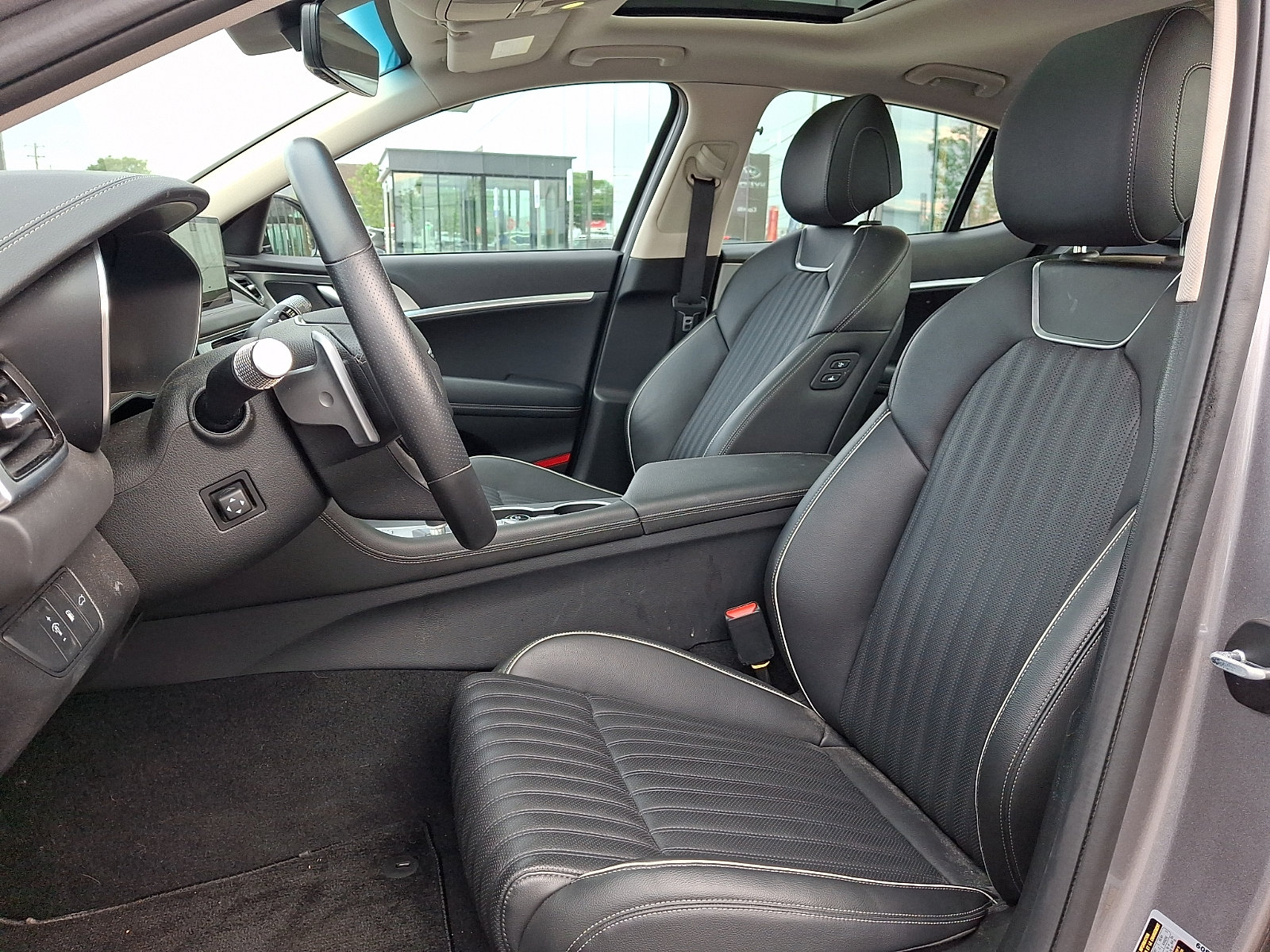 Certified 2026 Genesis G70 2.5T Prestige AWD/4WD image 13