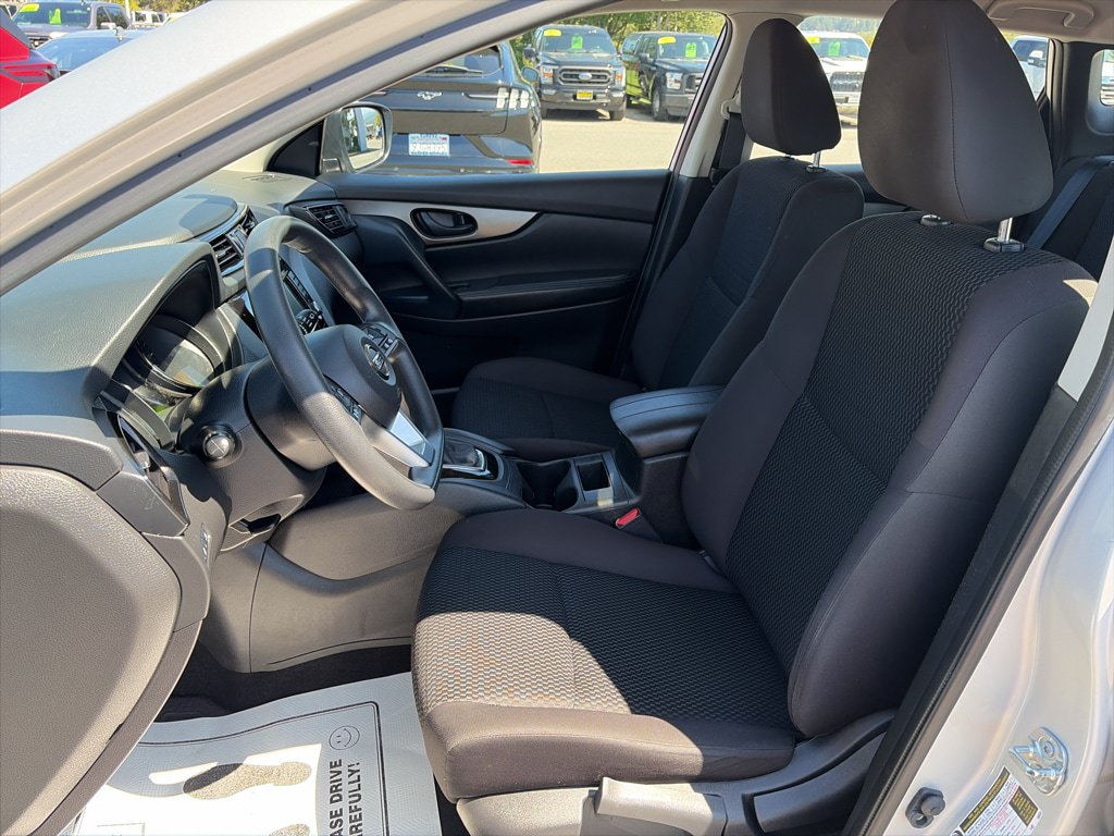 Used 2020 Nissan Rogue Sport S FWD image 10