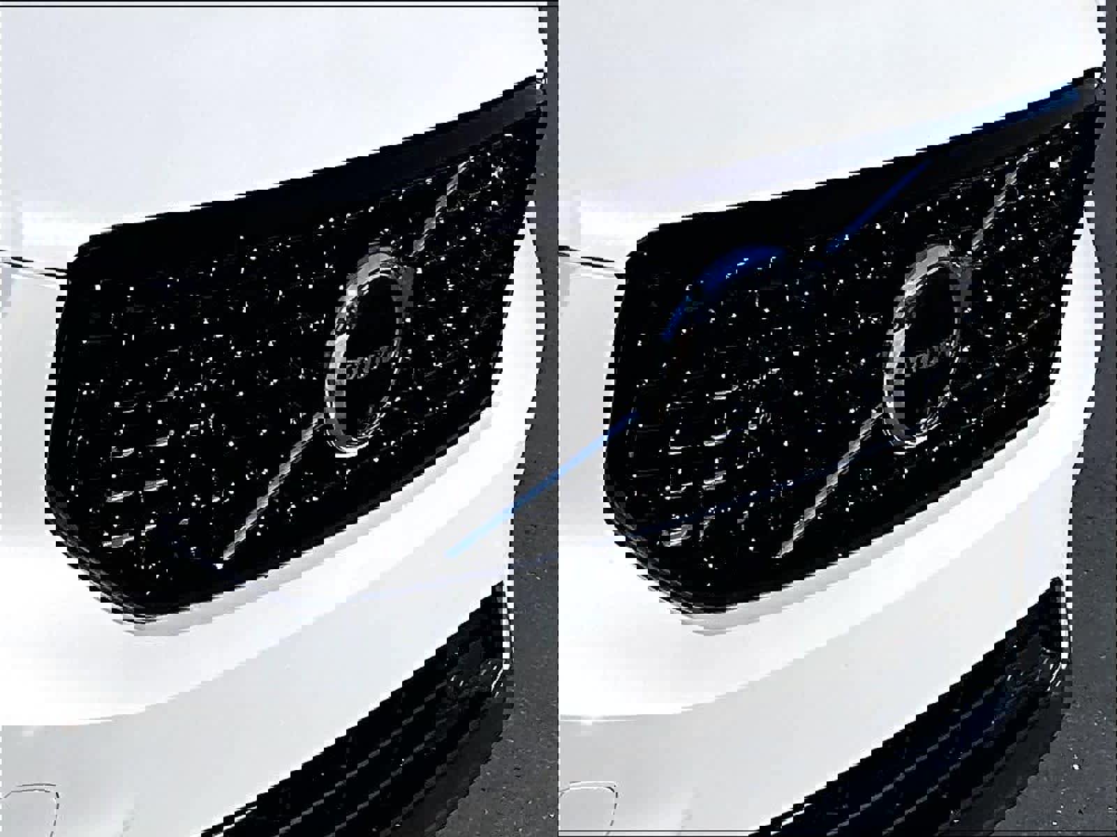 New 2026 Volvo XC40 B5 Plus w/ Protection Package Premier AWD/4WD image 33