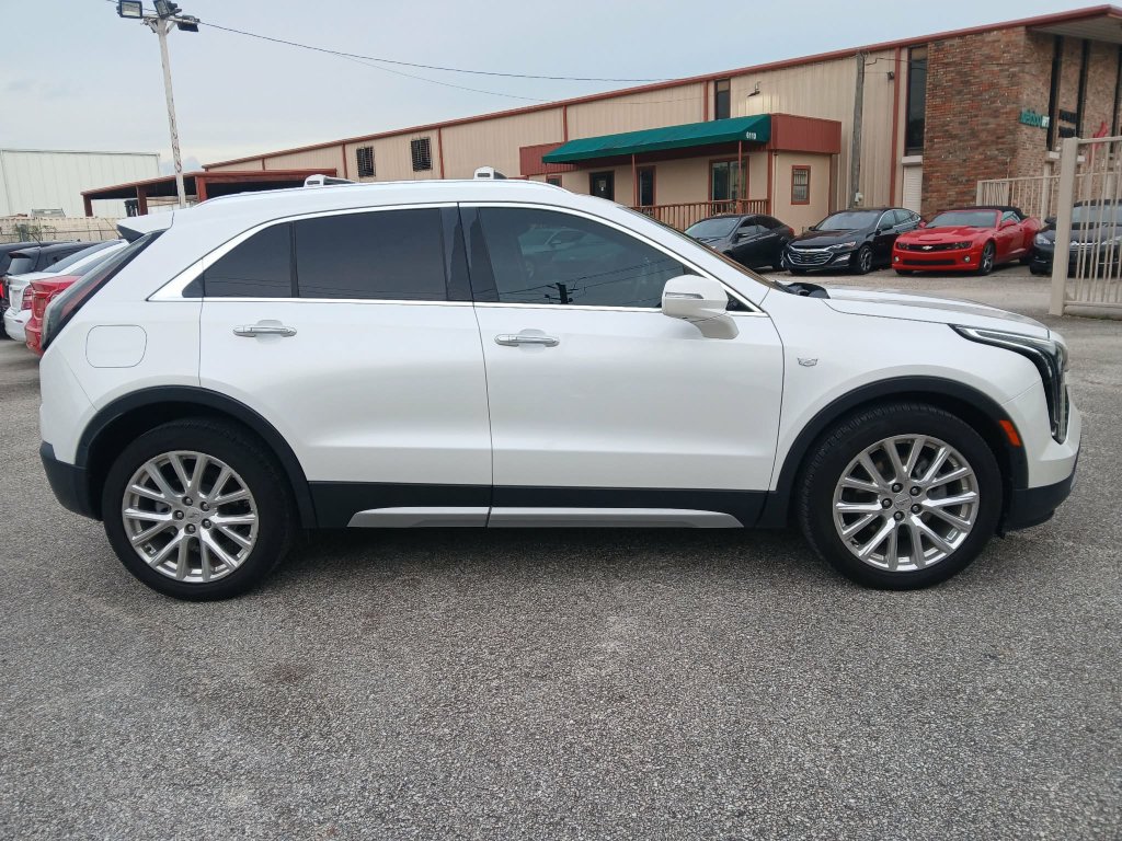 Used 2020 Cadillac XT4 Premium Luxury FWD image 8