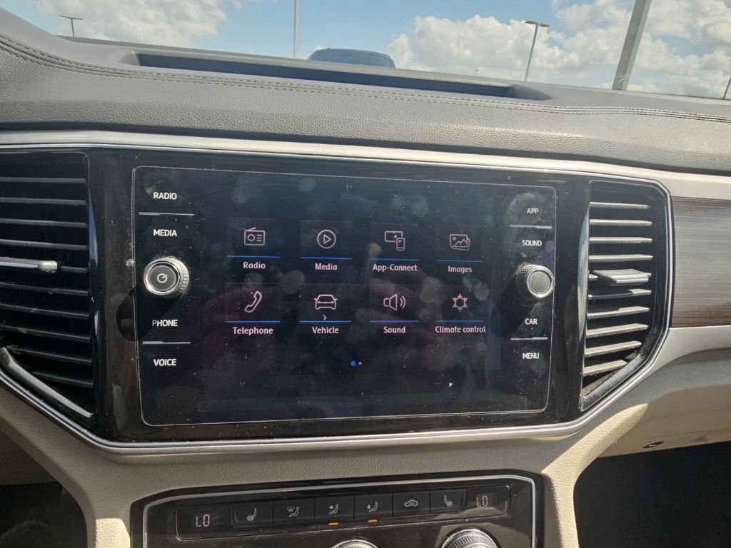 Used 2018 Volkswagen Atlas SEL FWD image 44