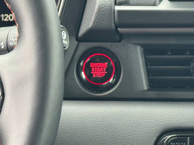 Certified 2025 Honda Pilot TrailSport image 29