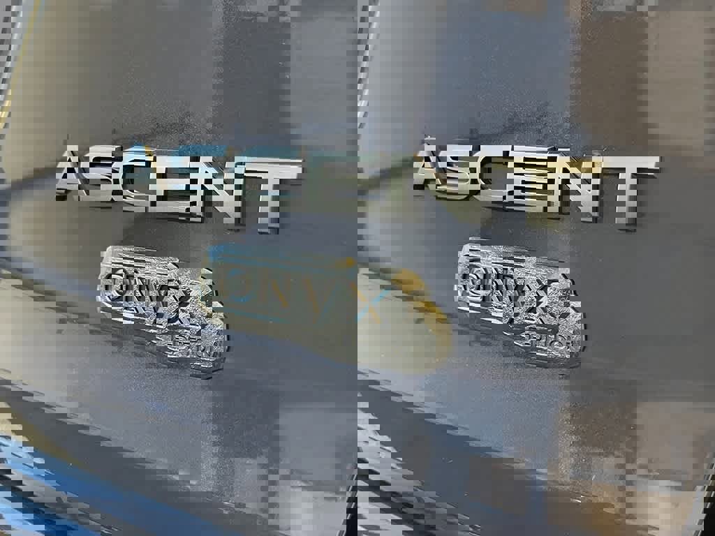 New 2025 Subaru Ascent Onyx Edition image 10