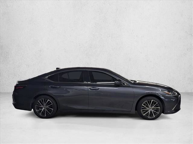 Used 2024 Lexus ES 350 w/ Premium Package FWD image 4