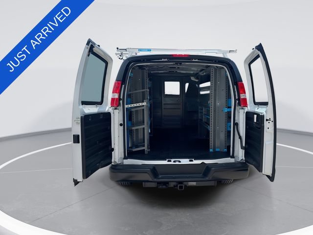 New 2026 Chevrolet Express 2500 w/ Driver Convenience Package RWD image 20