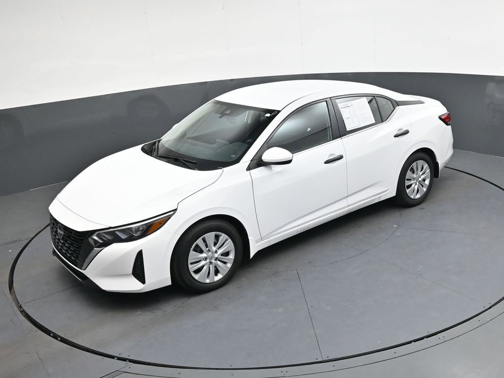 Certified 2025 Nissan Sentra S image 32