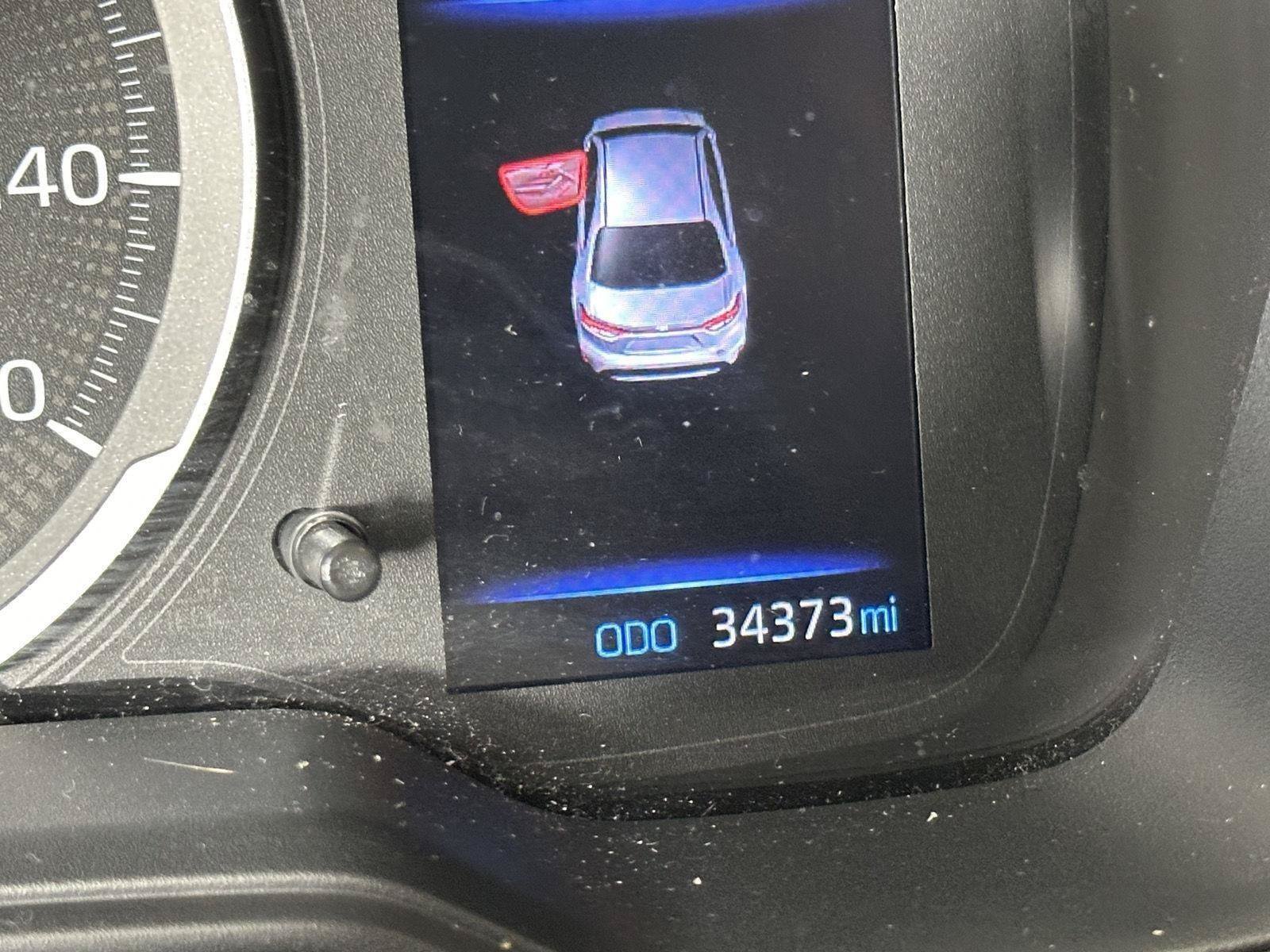 Certified 2022 Toyota Corolla LE FWD image 14