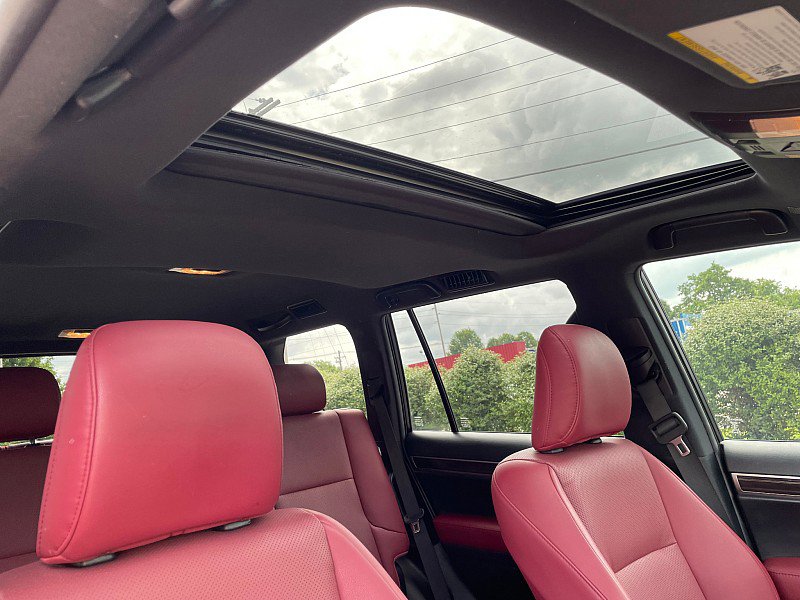 Used 2022 Lexus GX 460 Premium image 29