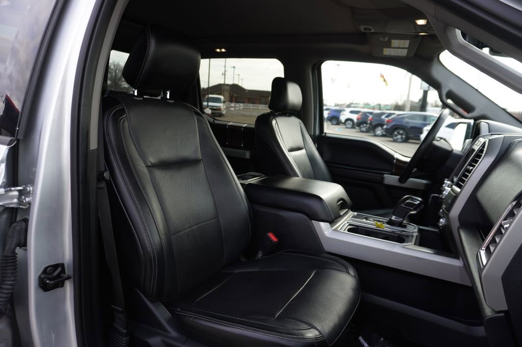 Used 2016 Ford F150 Lariat w/ Equipment Group 502A Luxury image 28