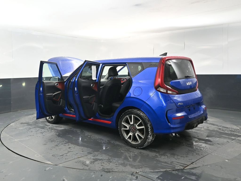 Certified 2022 Kia Soul Turbo image 32
