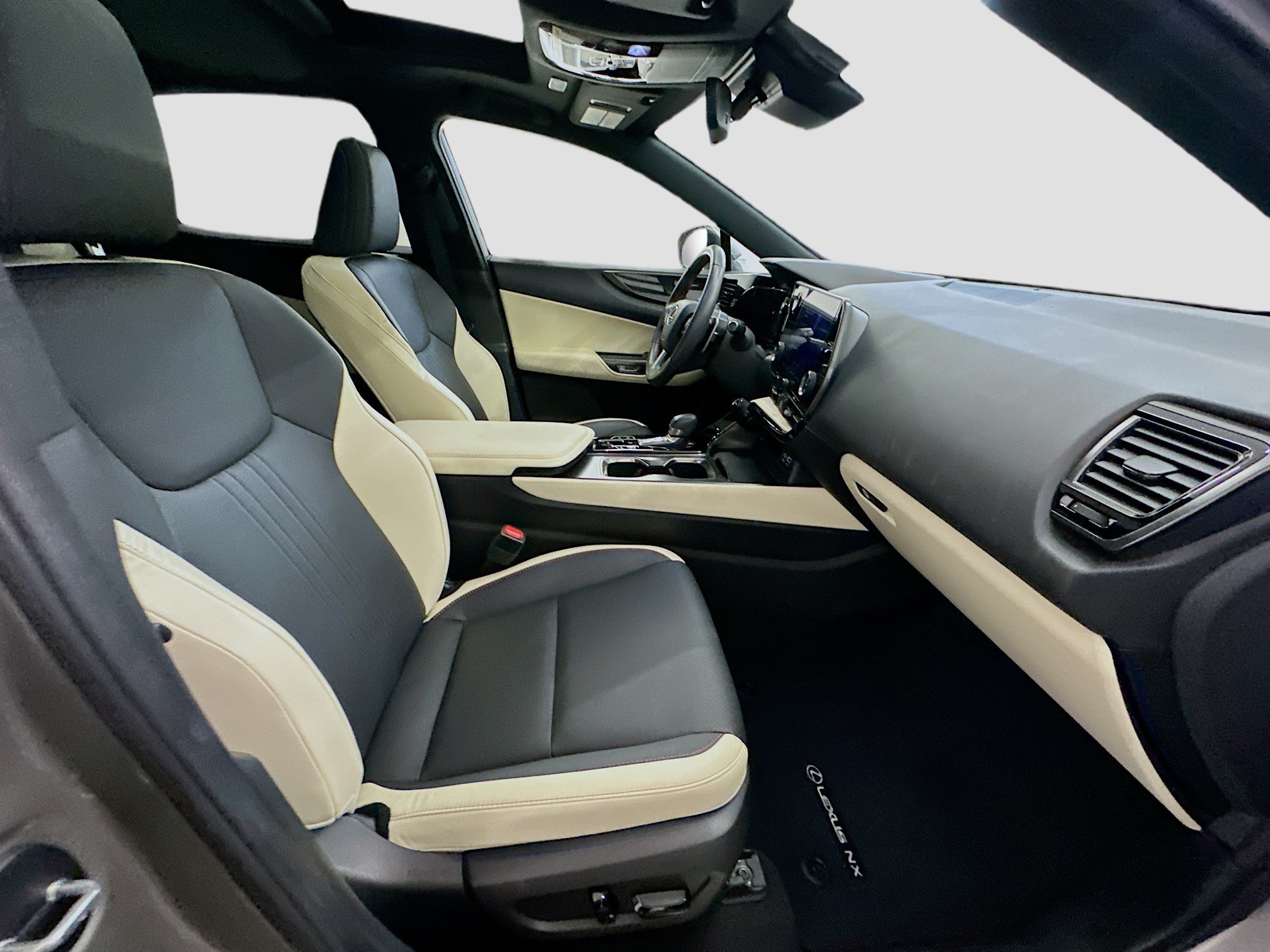 Used 2024 Lexus NX 350 AWD w/ Cold Area Package image 33