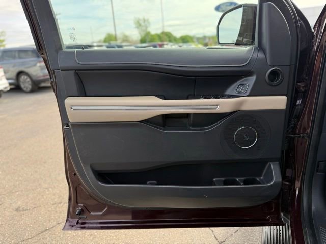 Certified 2024 Ford Expedition Max Limited AWD/4WD image 12