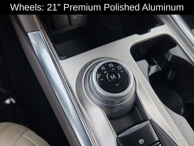 Used 2020 Ford Explorer Platinum w/ Premium Technology Package image 48