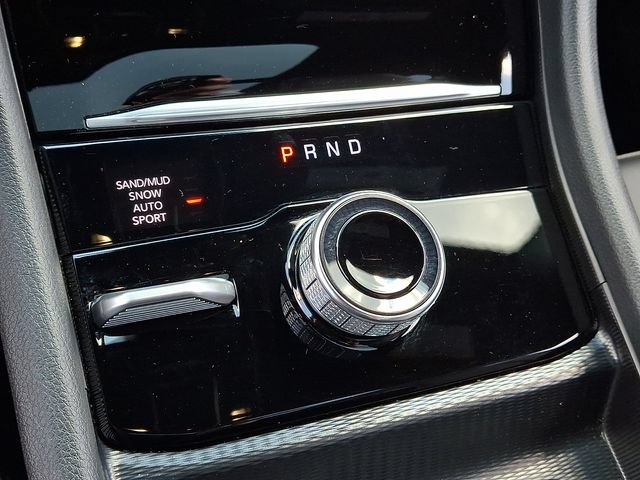 Used 2025 Jeep Grand Cherokee L Limited AWD/4WD image 16