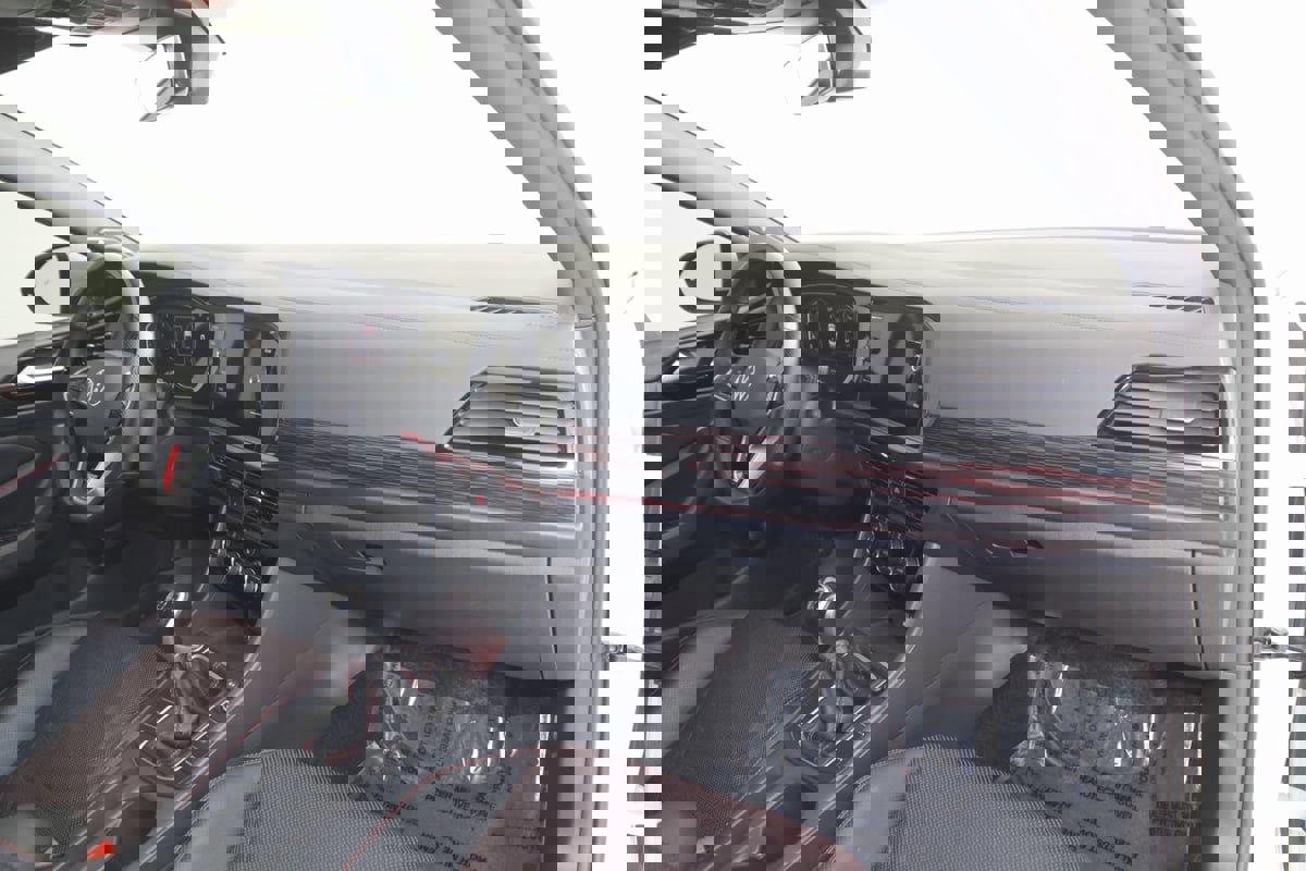 Used 2024 Volkswagen Jetta GLI Autobahn image 43