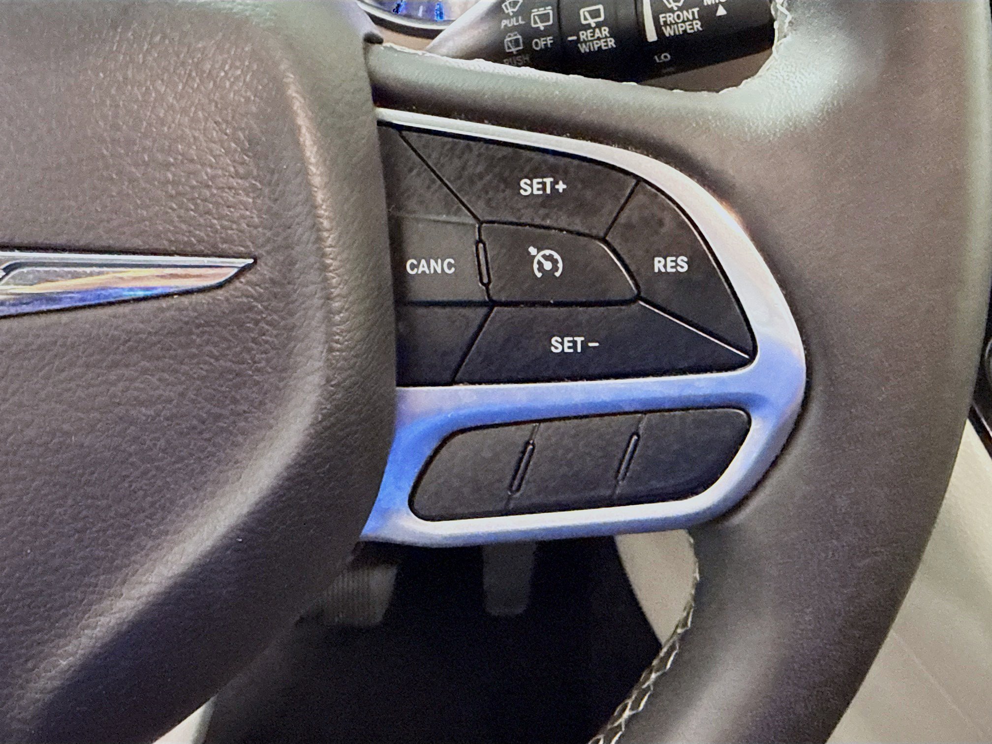 Used 2023 Chrysler Voyager LX FWD image 15