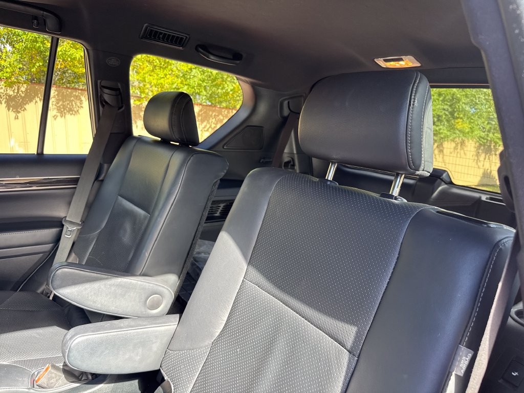 Used 2021 Lexus GX 460 Luxury w/ Sport Design Package AWD/4WD image 20