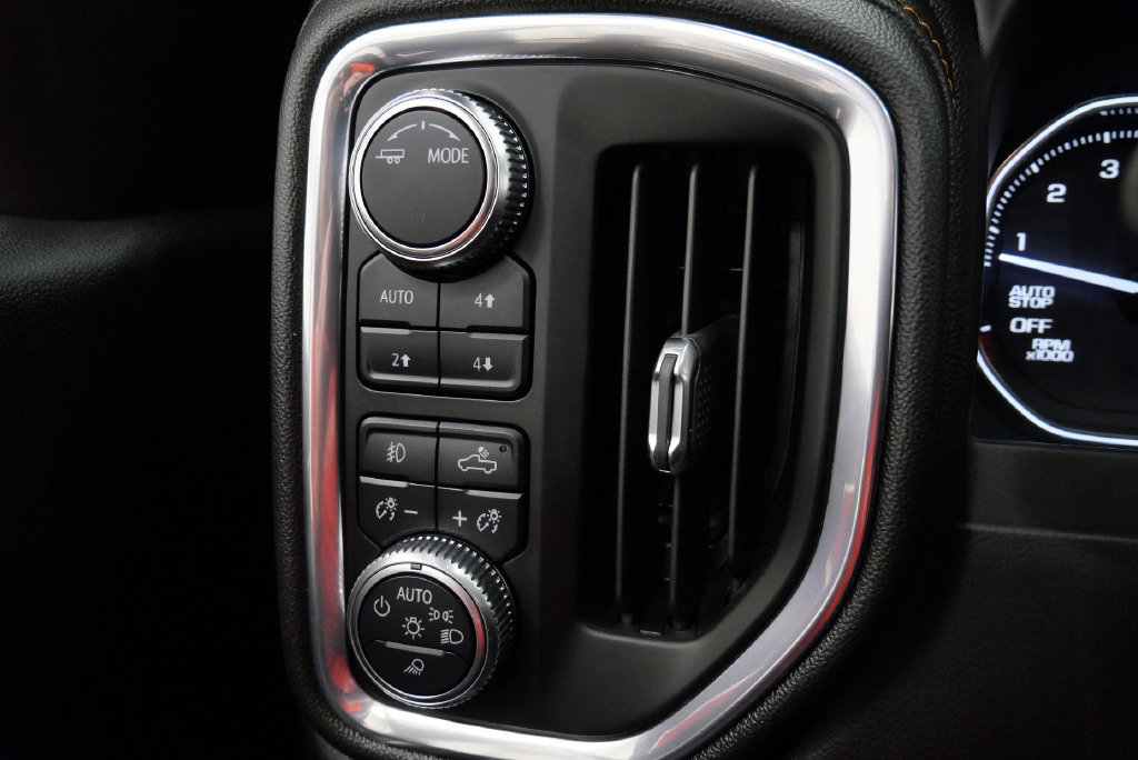 Used 2020 GMC Sierra 1500 AT4 w/ AT4 Carbonpro Edition AWD/4WD image 27