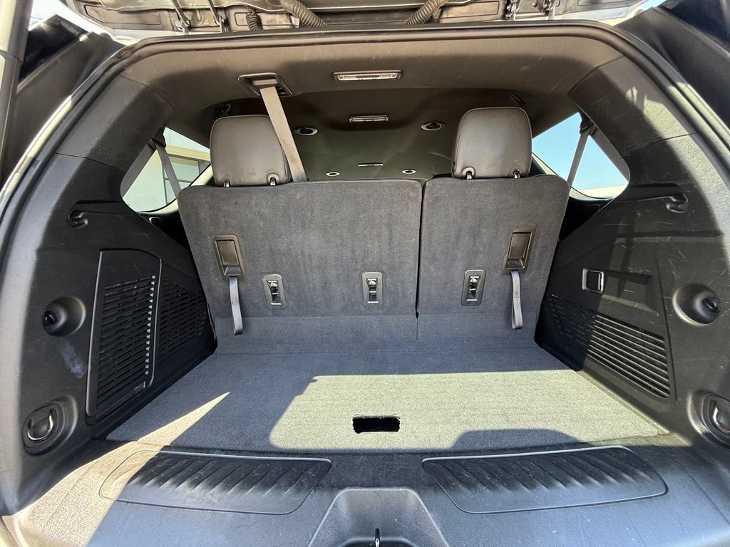 Used 2023 Chevrolet Tahoe LT AWD/4WD image 9