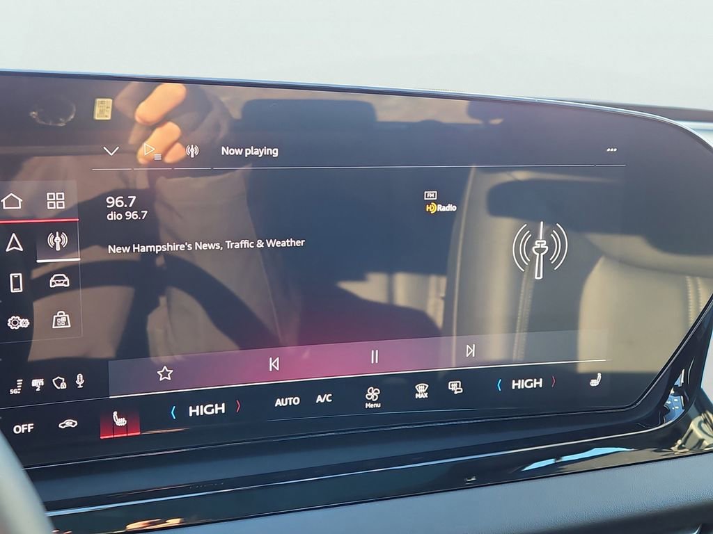 Used 2025 Audi A5 2.0T Premium w/ Convenience Package image 30