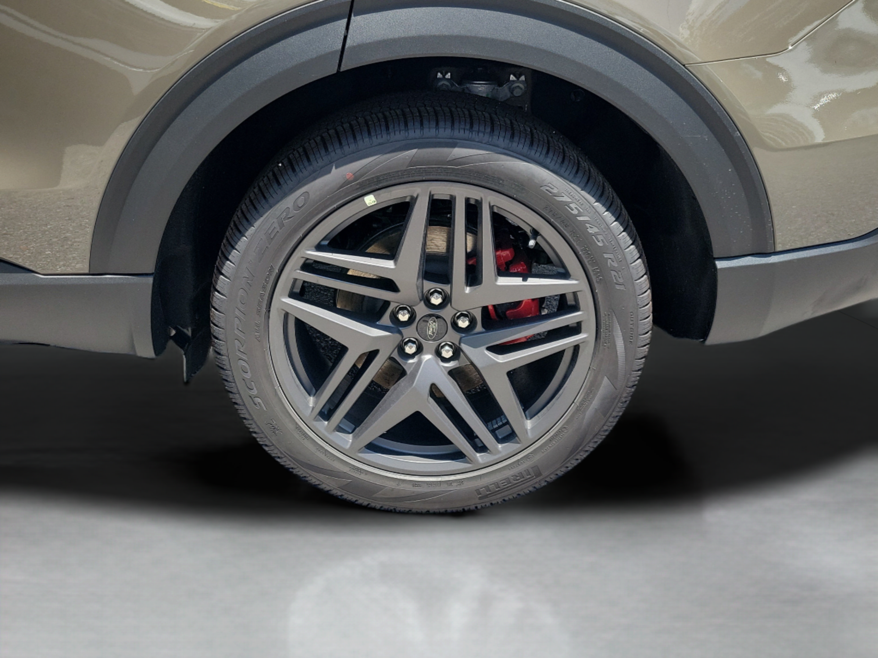 New 2026 Ford Explorer ST-Line w/ ST-Line Street Pack RWD image 29