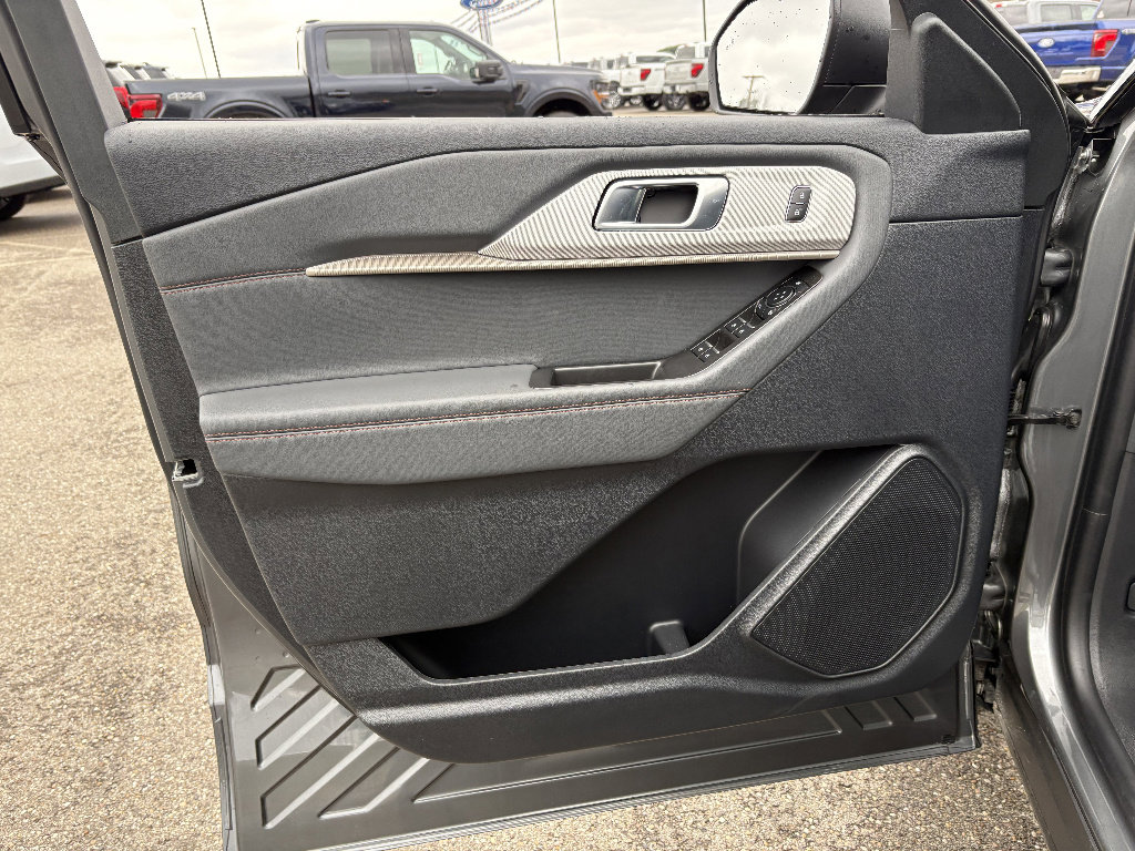 New 2026 Ford Explorer Active image 29