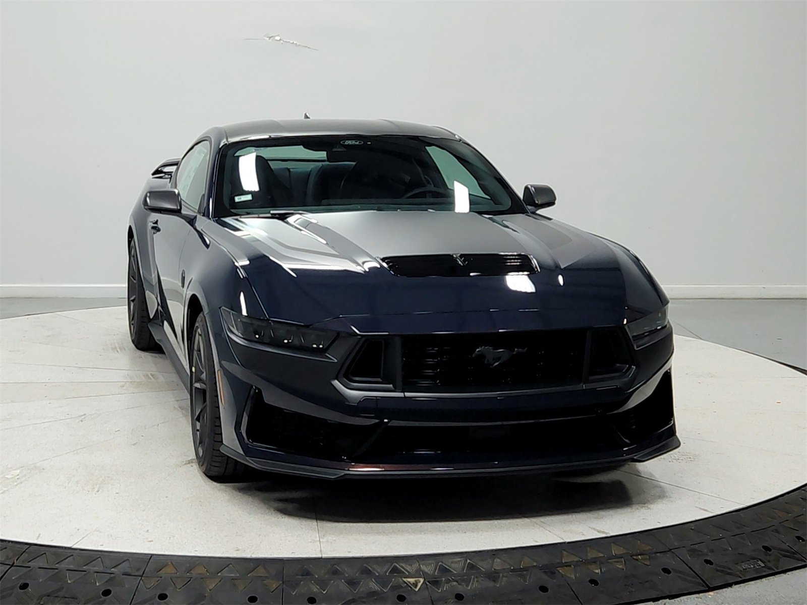 New 2025 Ford Mustang Dark Horse image 2