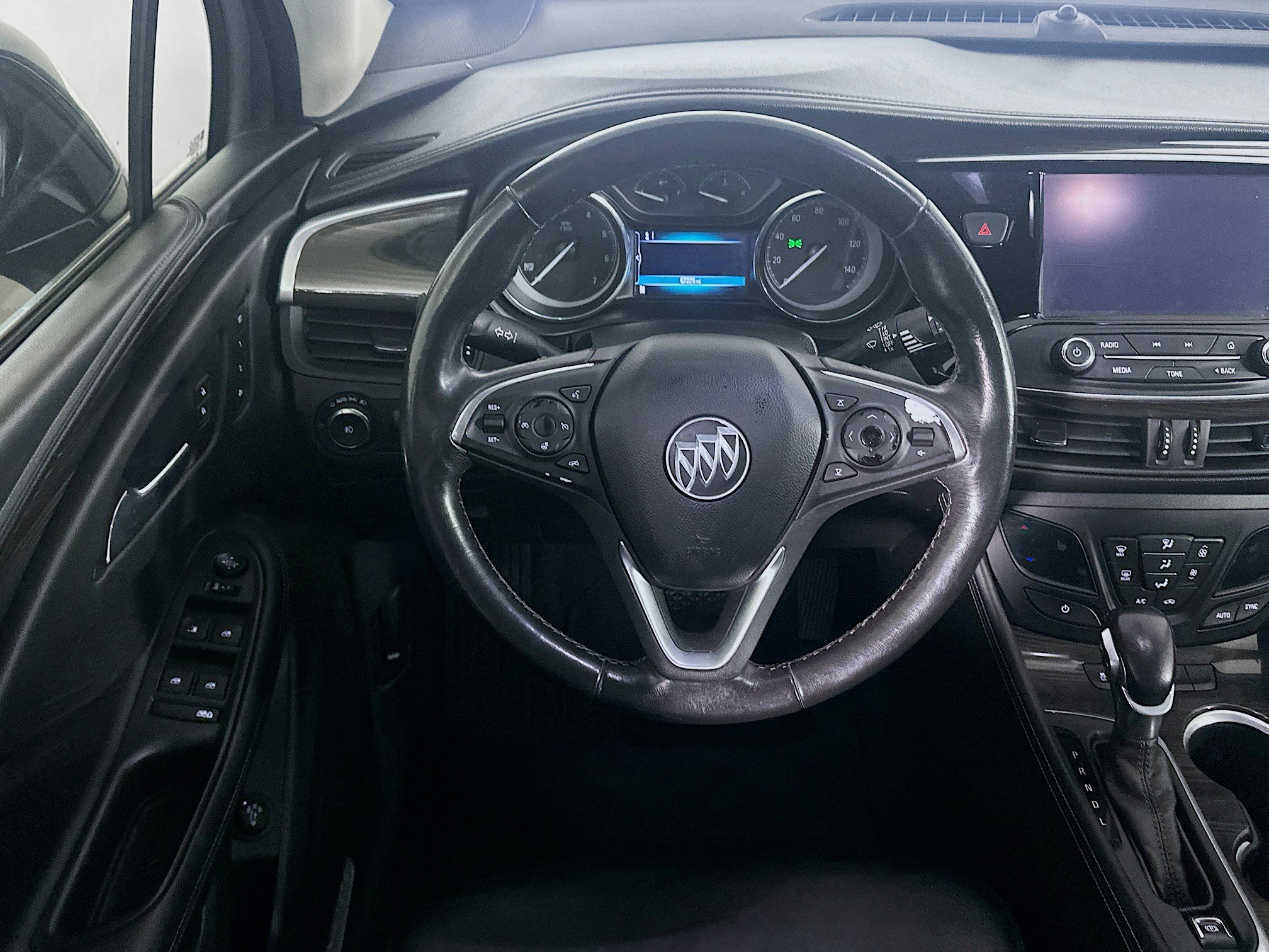 Used 2020 Buick Envision Essence image 17