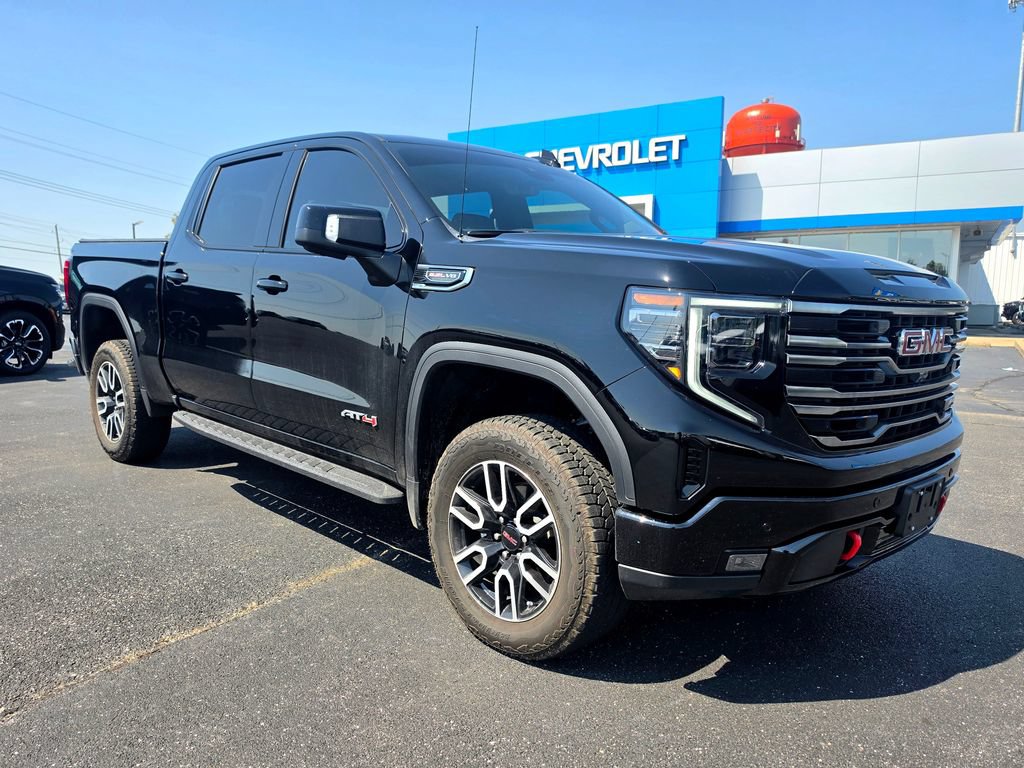 Used 2026 GMC Sierra 1500 AT4 w/ AT4 Premium Package AWD/4WD image 17